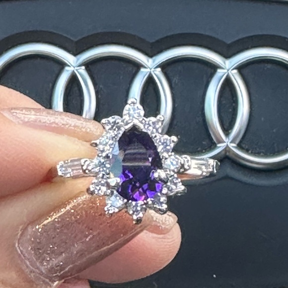 R42. Swarovski Amethyst Crystal Vintage Starbust design Silver Ring, 6.75 - Picture 4 of 9